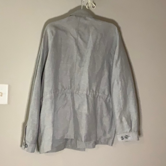 Light Gray Button-Up Jacket - Picture 5 of 10